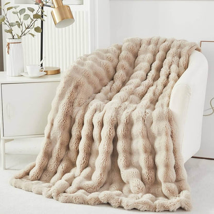 Polyester Rabbit Velvet Blanket